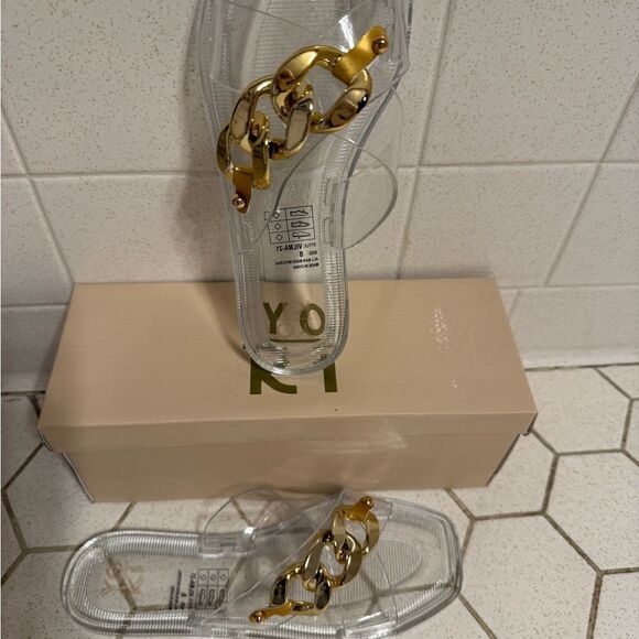 NEW! Boho Women's Flat Clear Jelly Slide Sandals with Chain Embellishment Beach - Picture 2 of 5